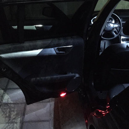 Kit interior cu LED-uri pentru Mercedes C117 CLA