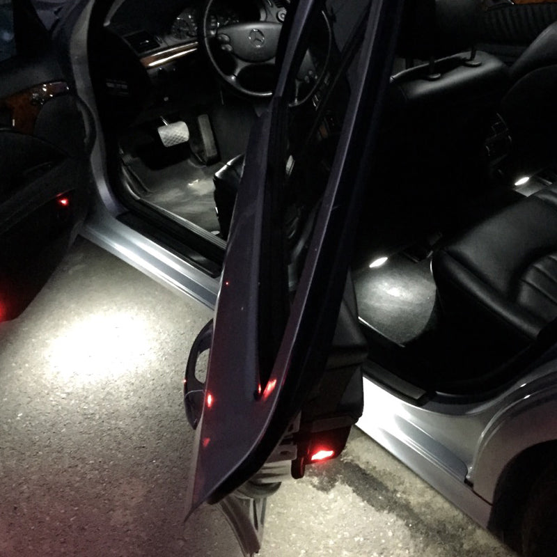 Kit interior cu LED-uri pentru Mercedes W219 C219 CLS