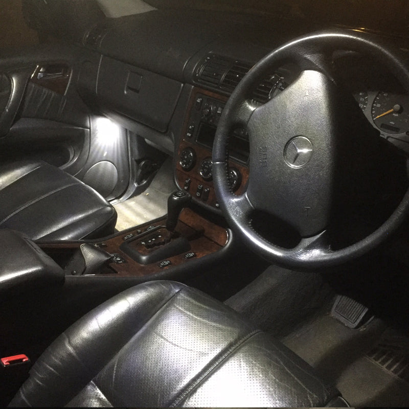 Kit interior cu LED-uri pentru Mercedes W163 ML GL