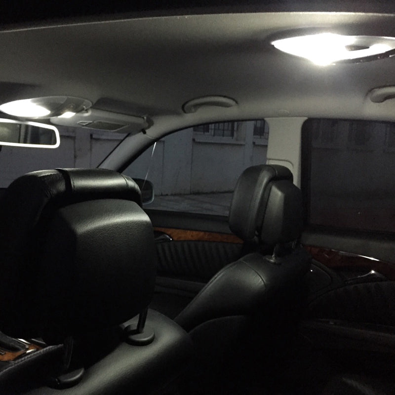 Kit interior cu LED-uri pentru Mercedes W219 C219 CLS